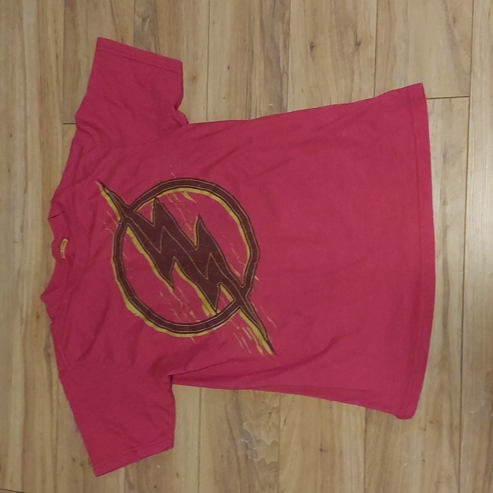 Kids large red short sleeve tshirt with Flash DC comics logo cotton poly blend